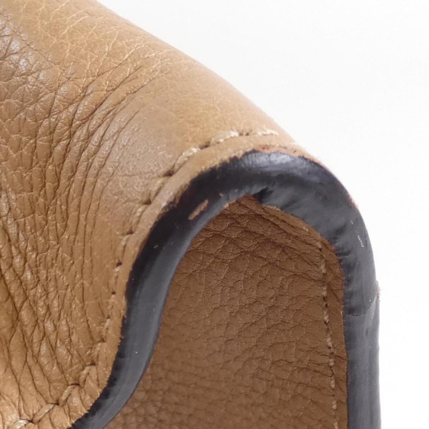 Gucci Beige Leather Bag
