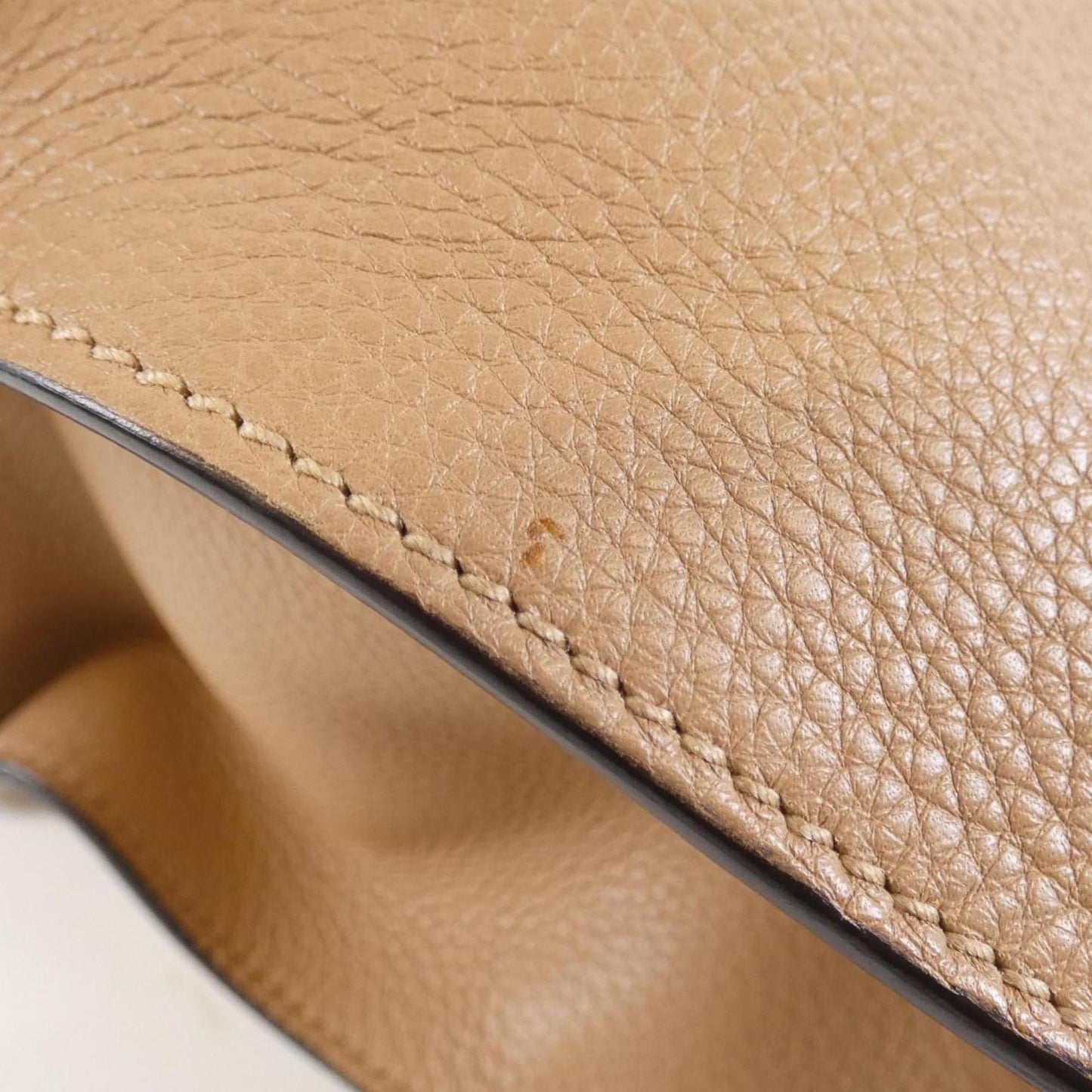 Gucci Beige Leather Bag