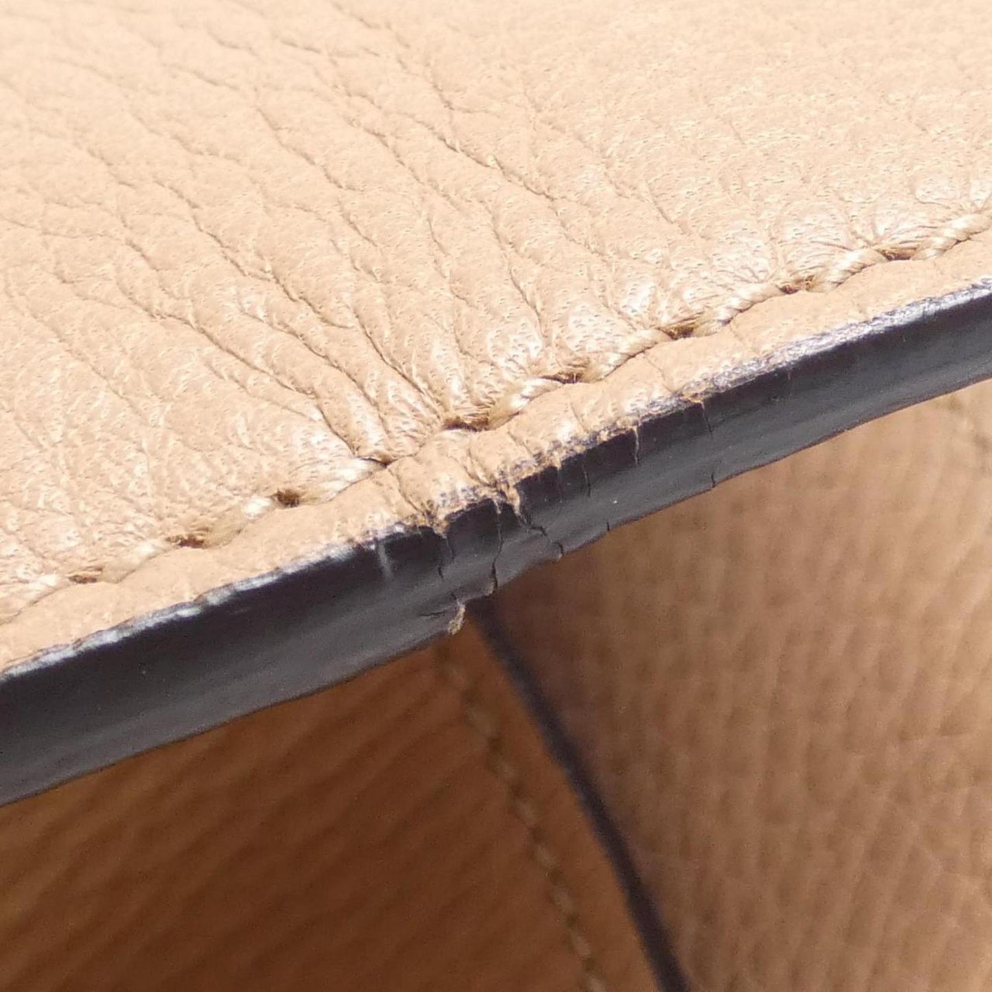 Gucci Beige Leather Bag