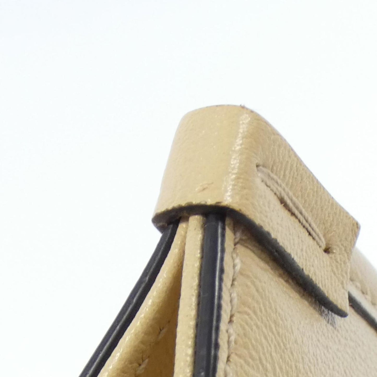 Gucci Beige Leather Bag