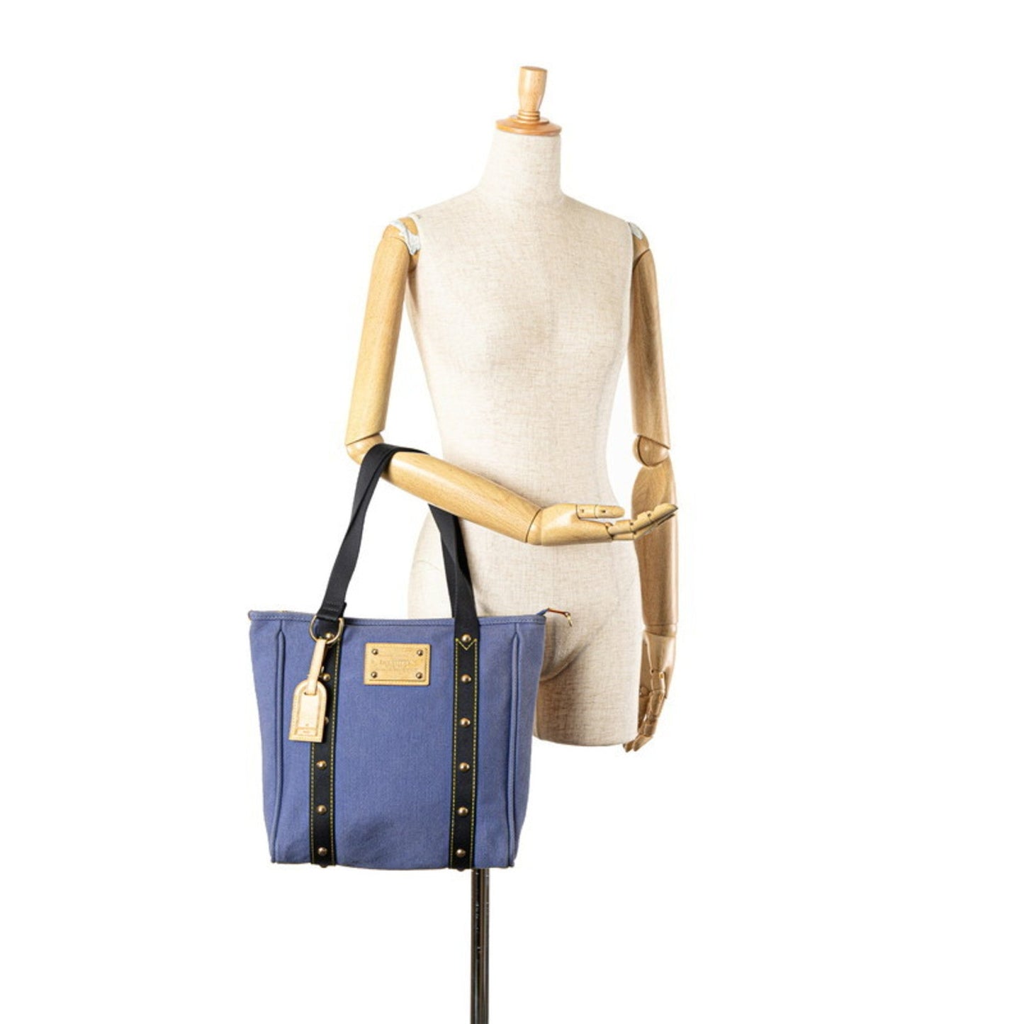 Louis Vuitton Antigua Blue