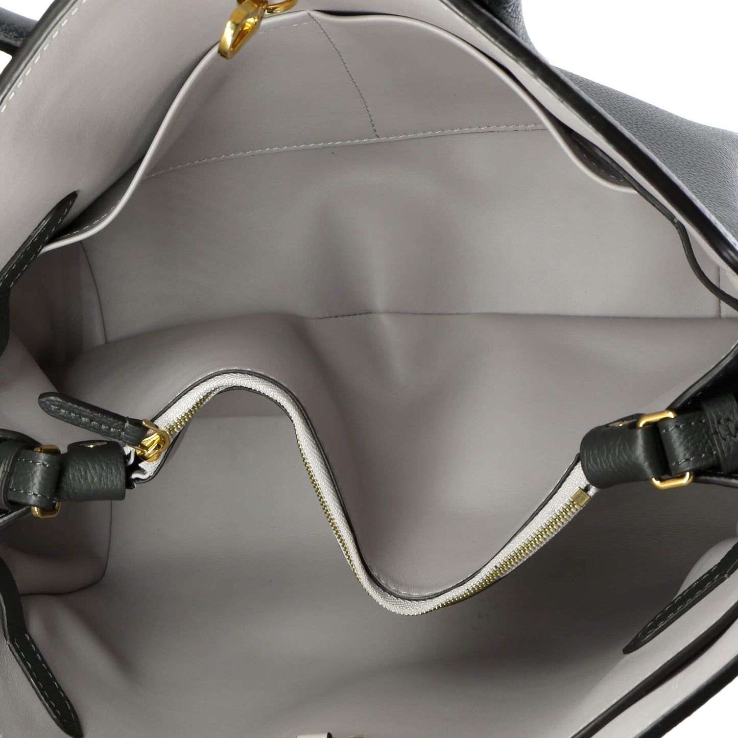 Milla Handbag Veau Nuage Calfskin MM