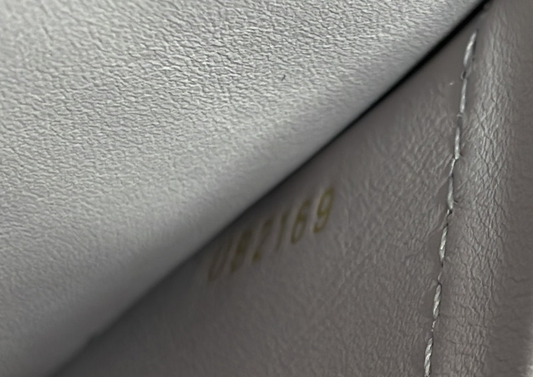 Milla Handbag Veau Nuage Calfskin MM