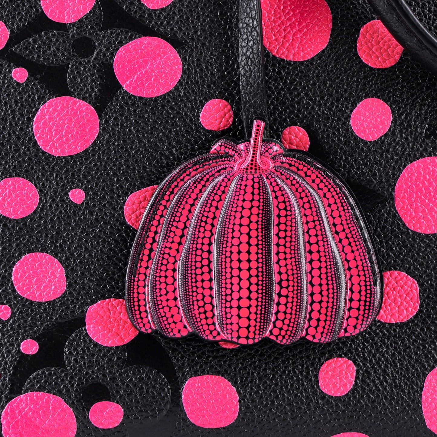 OnTheGo Tote Yayoi Kusama Infinity Dots Monogram Empreinte Giant MM