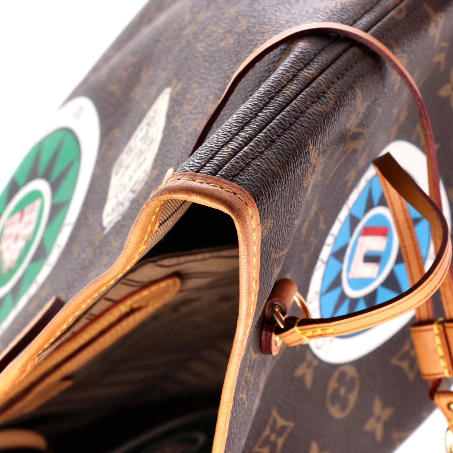 Neverfull NM Tote My World Tour Monogram Canvas MM