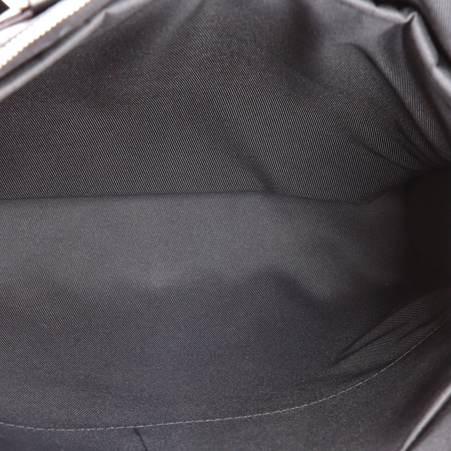 Vertical Tote Taiga Leather