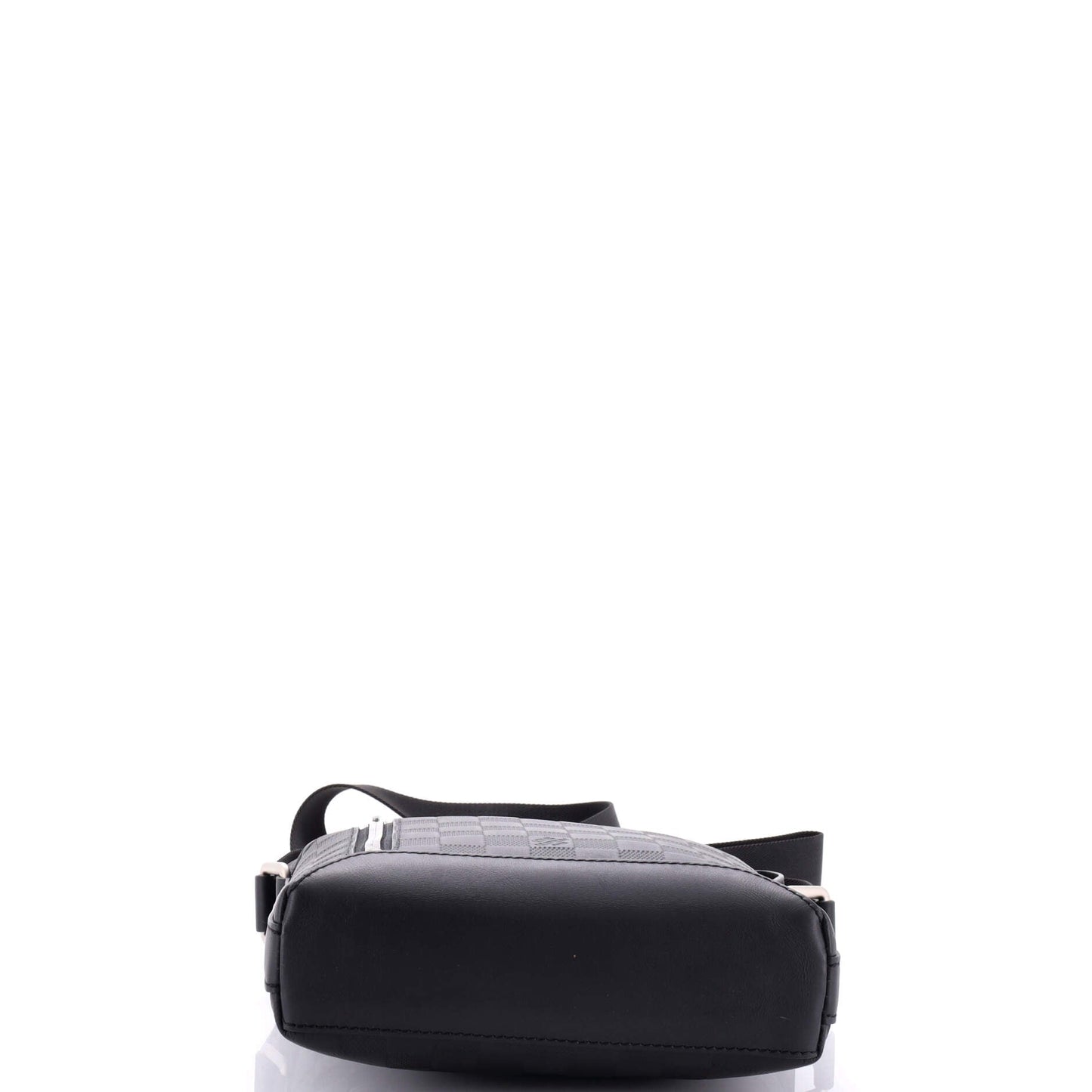 Discovery Messenger Bag Damier Infini Leather BB