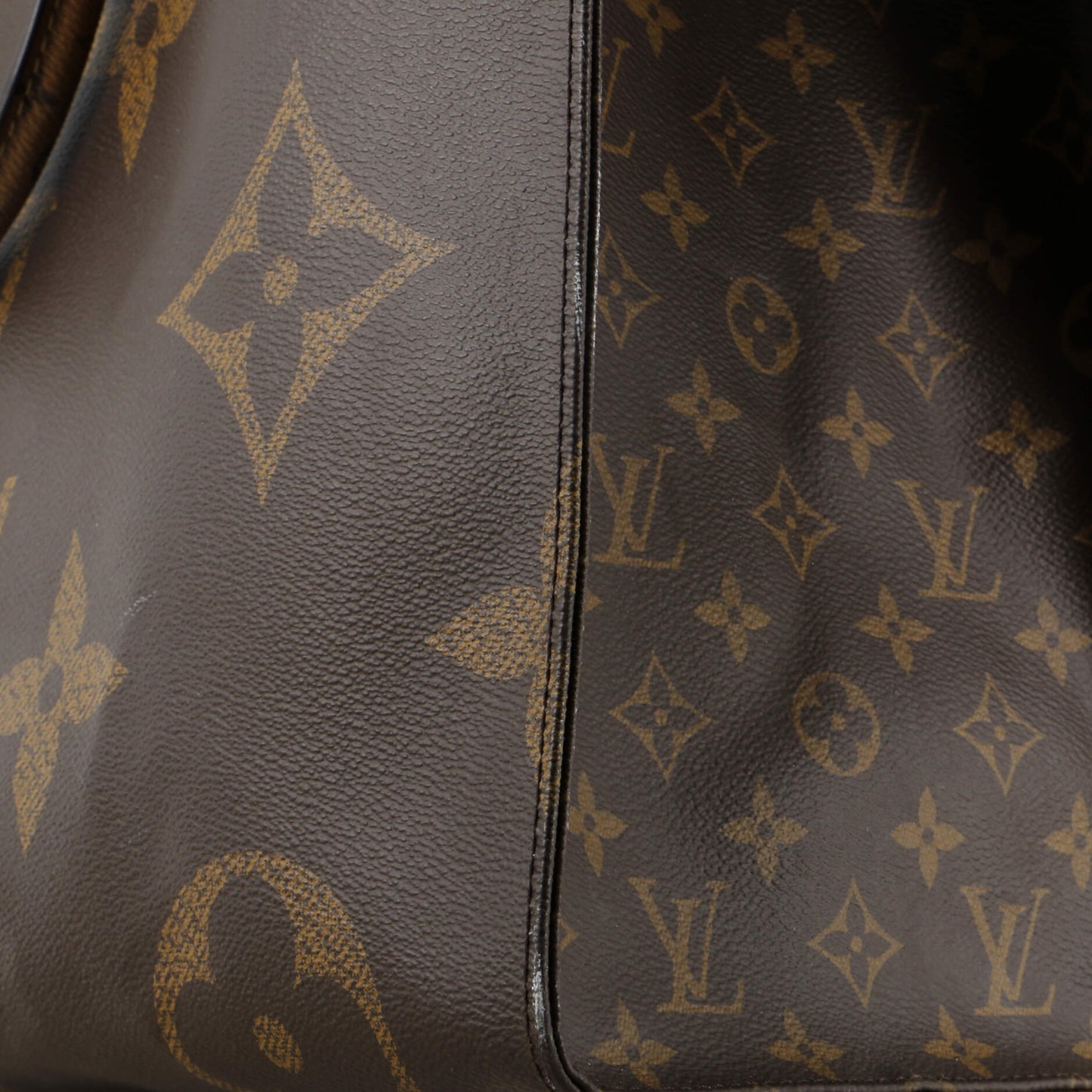 OnTheGo Tote Reverse Monogram Giant GM