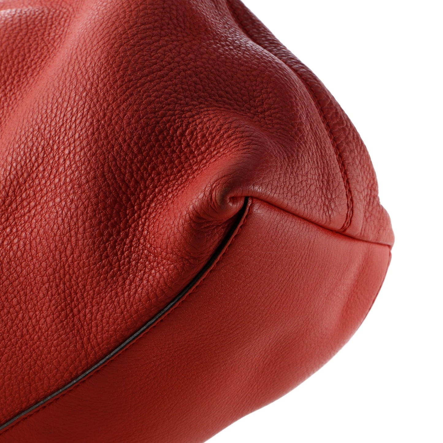 Soho Chain Strap Shoulder Bag Leather Medium