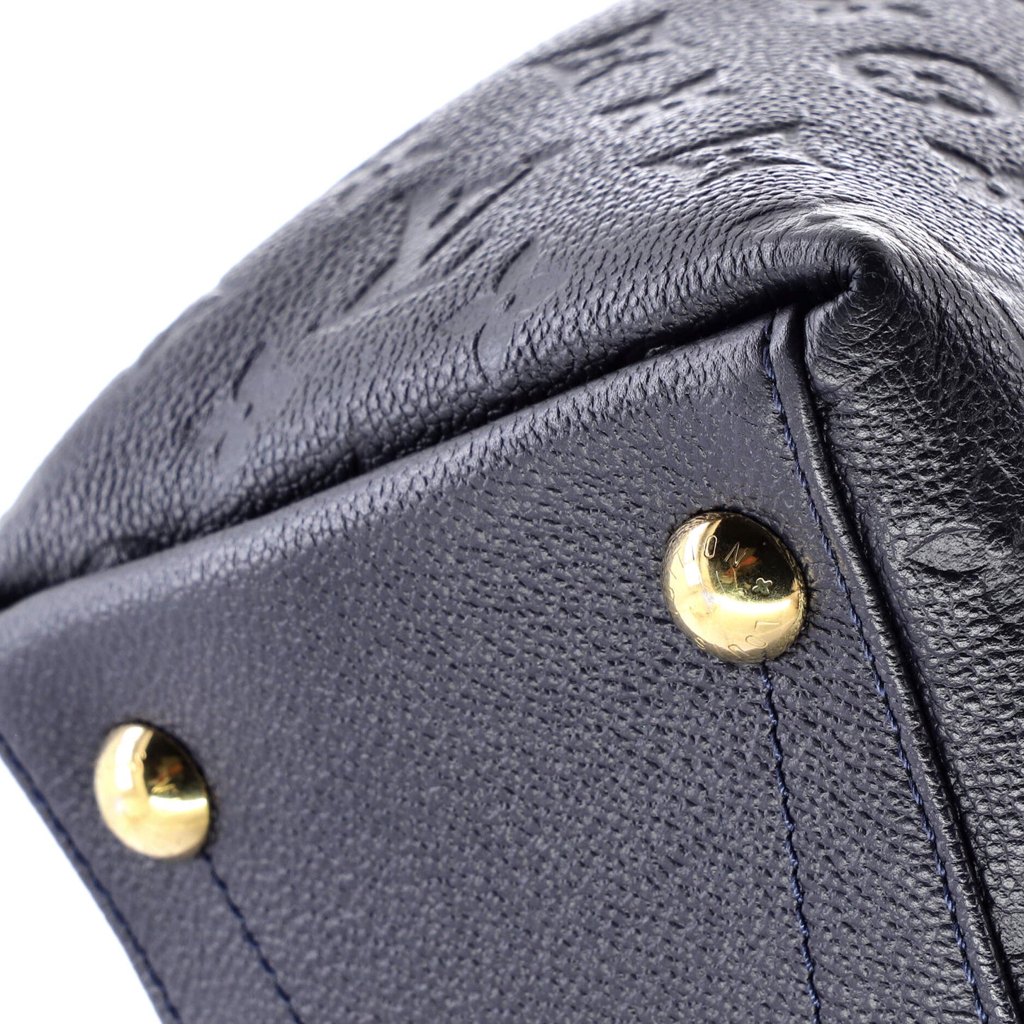 V Tote Monogram Empreinte Leather MM
