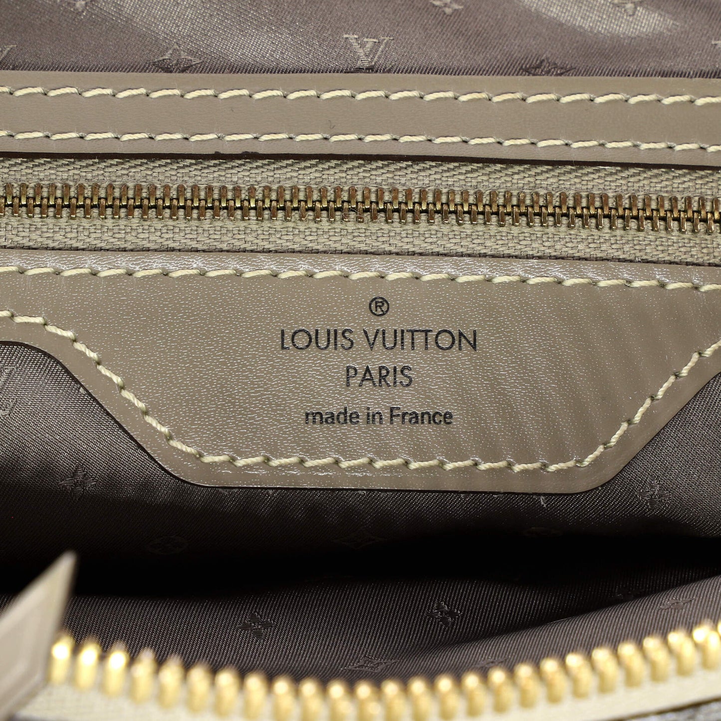 Suhali Lockit Handbag Leather MM