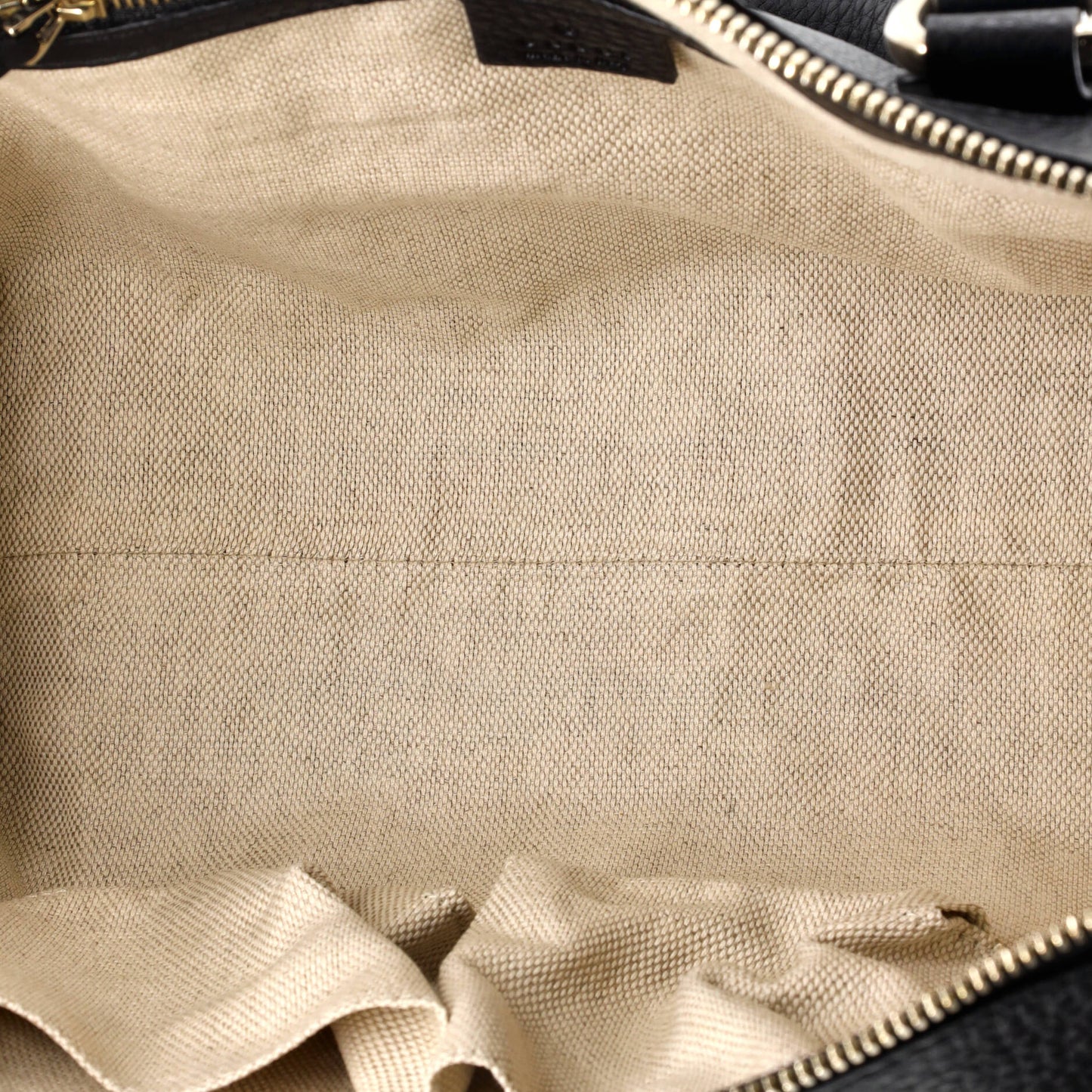Soho Zip Tote Leather Small
