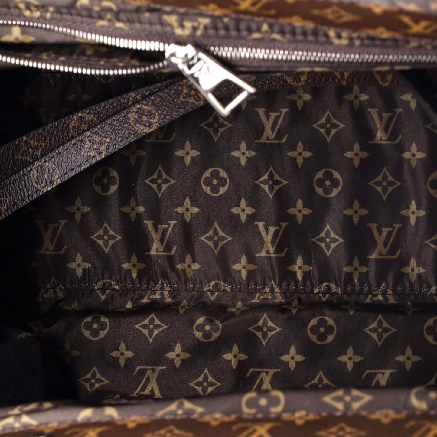 Pillow OnTheGo Tote Monogram Quilted Econyl Nylon GM