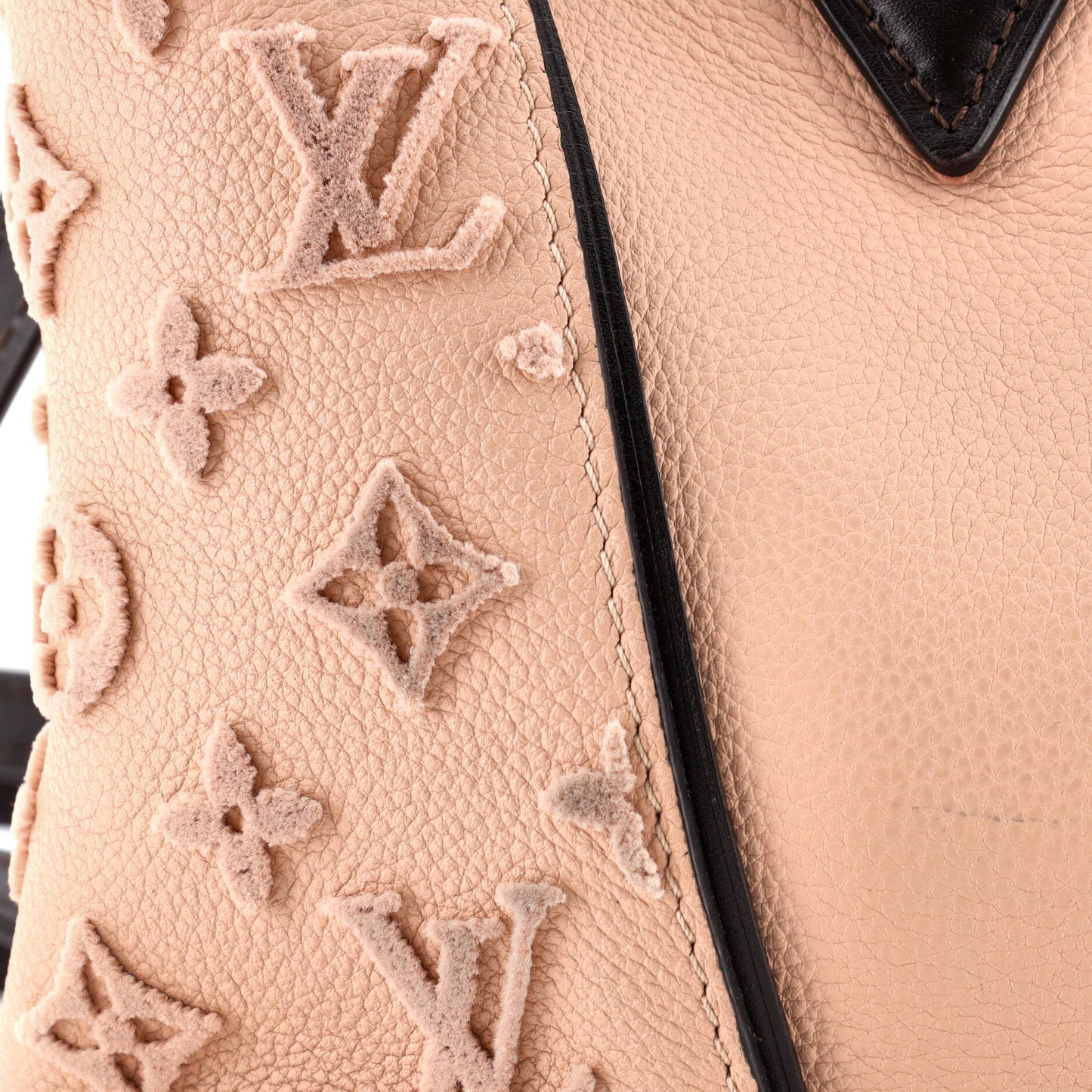 W Tote Veau Cachemire Calfskin BB