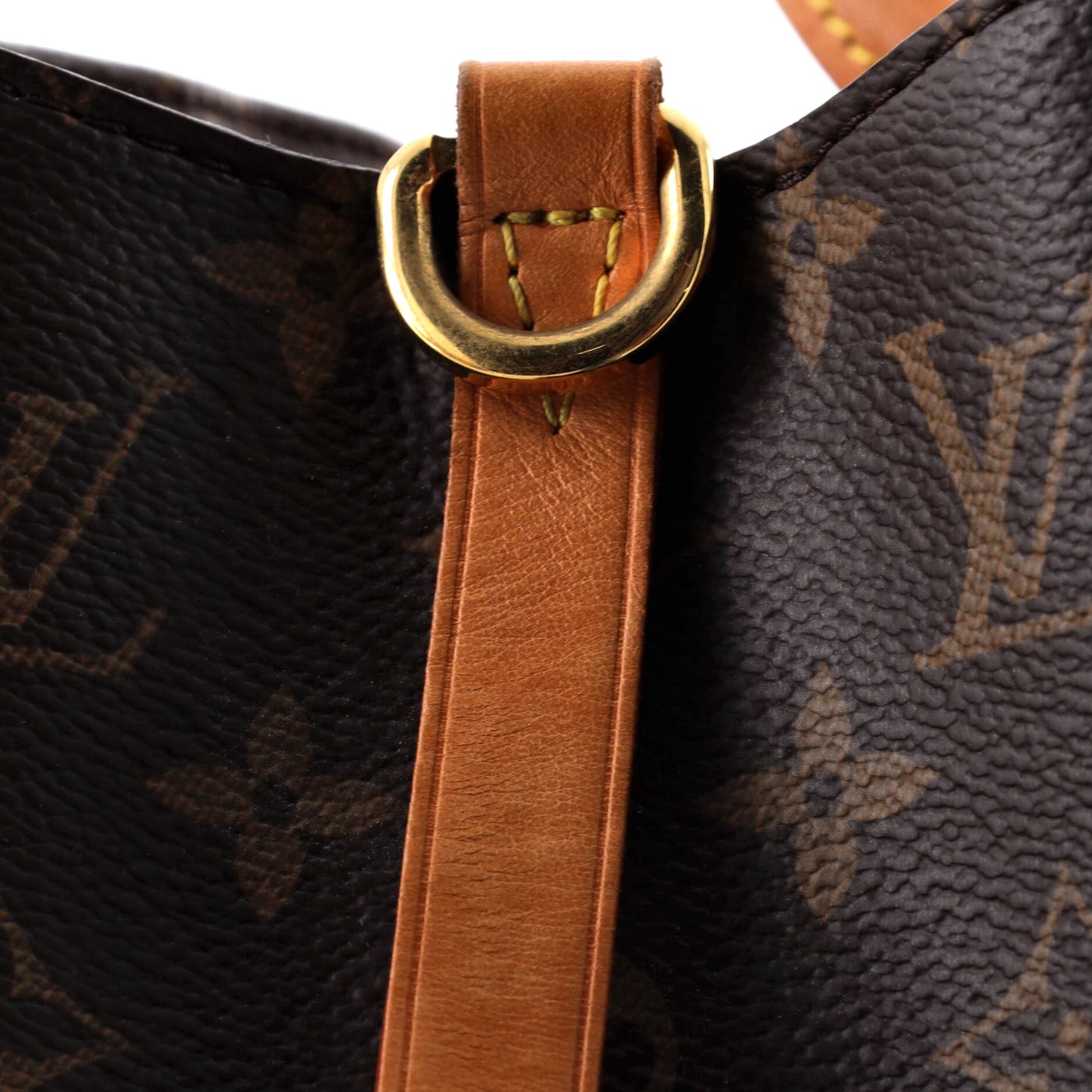 Montaigne Handbag Monogram Canvas GM