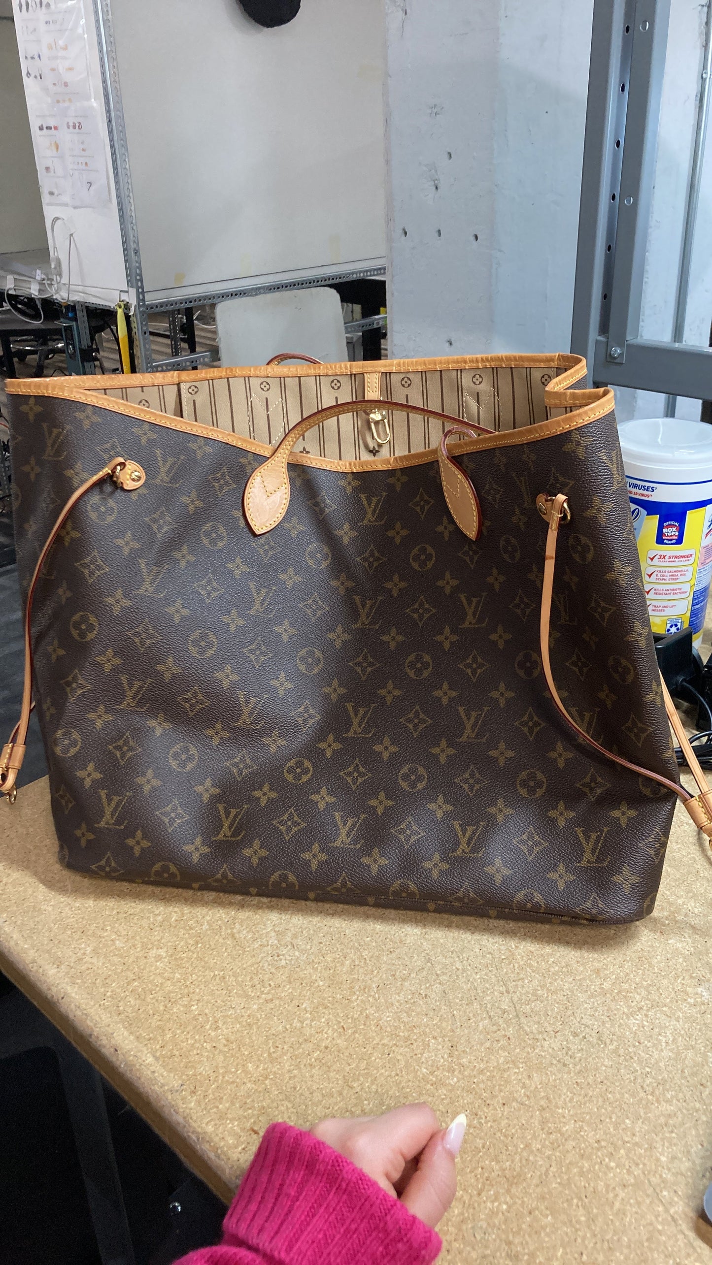 Neverfull Tote Monogram Canvas GM