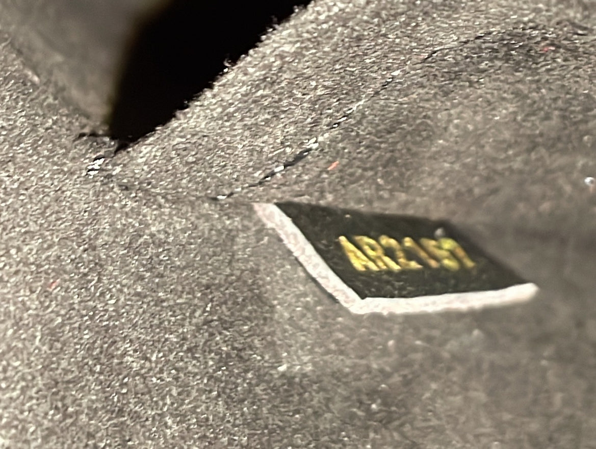 Lockmeto Handbag Leather