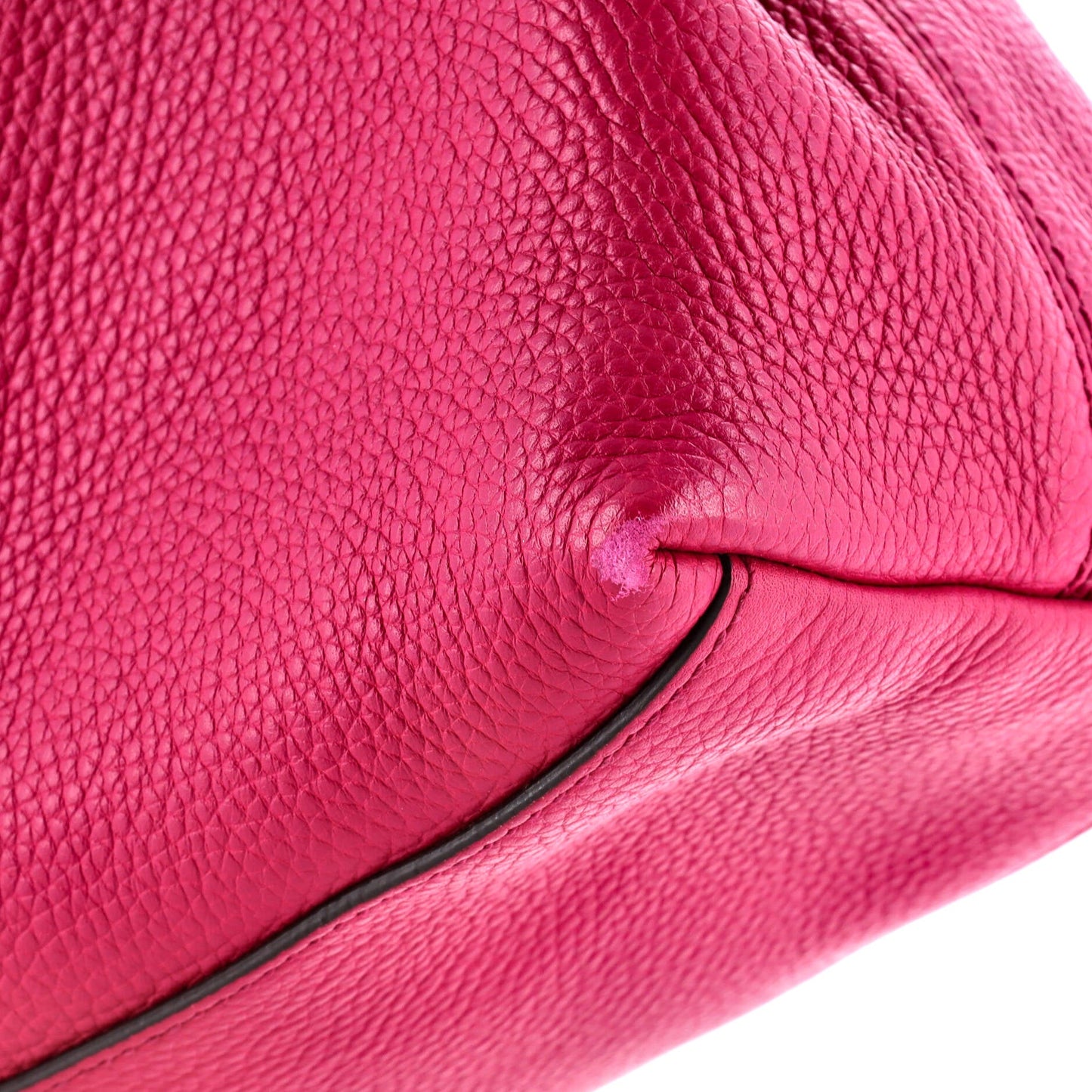 Soho Chain Strap Shoulder Bag Leather Medium
