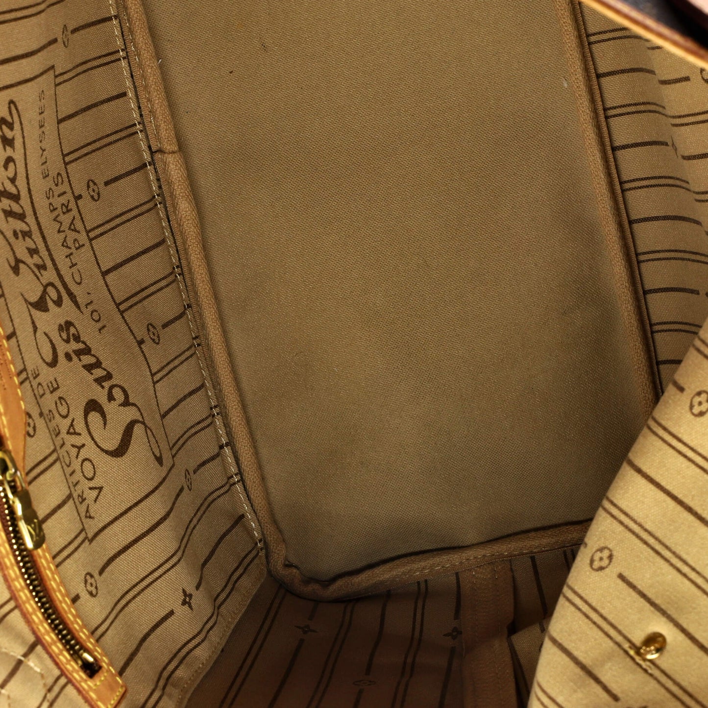 Neverfull Tote Monogram Canvas MM