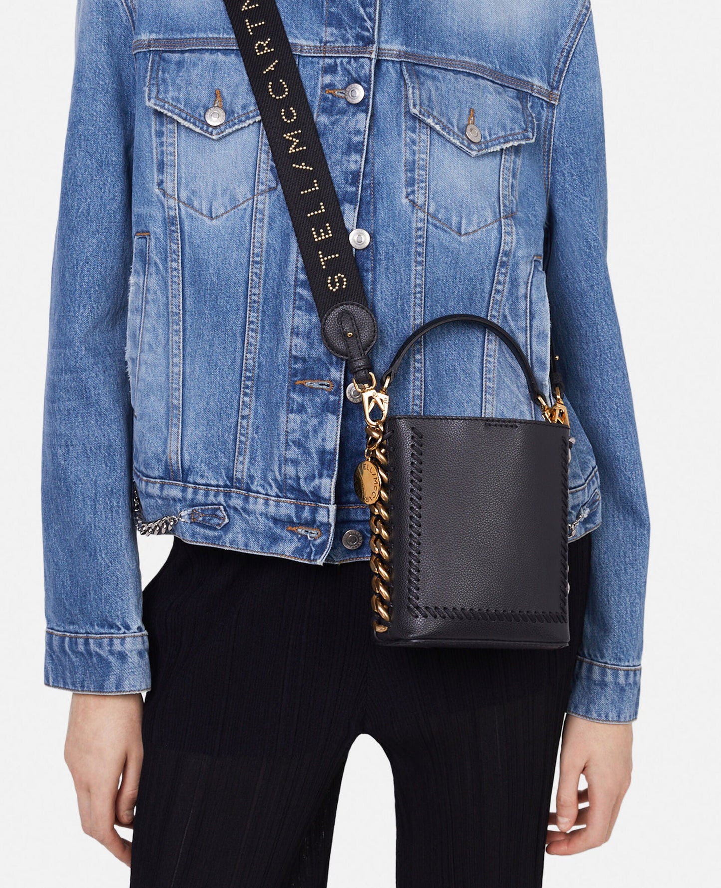 Frayme MIRUM® Mini Square Bucket Bag