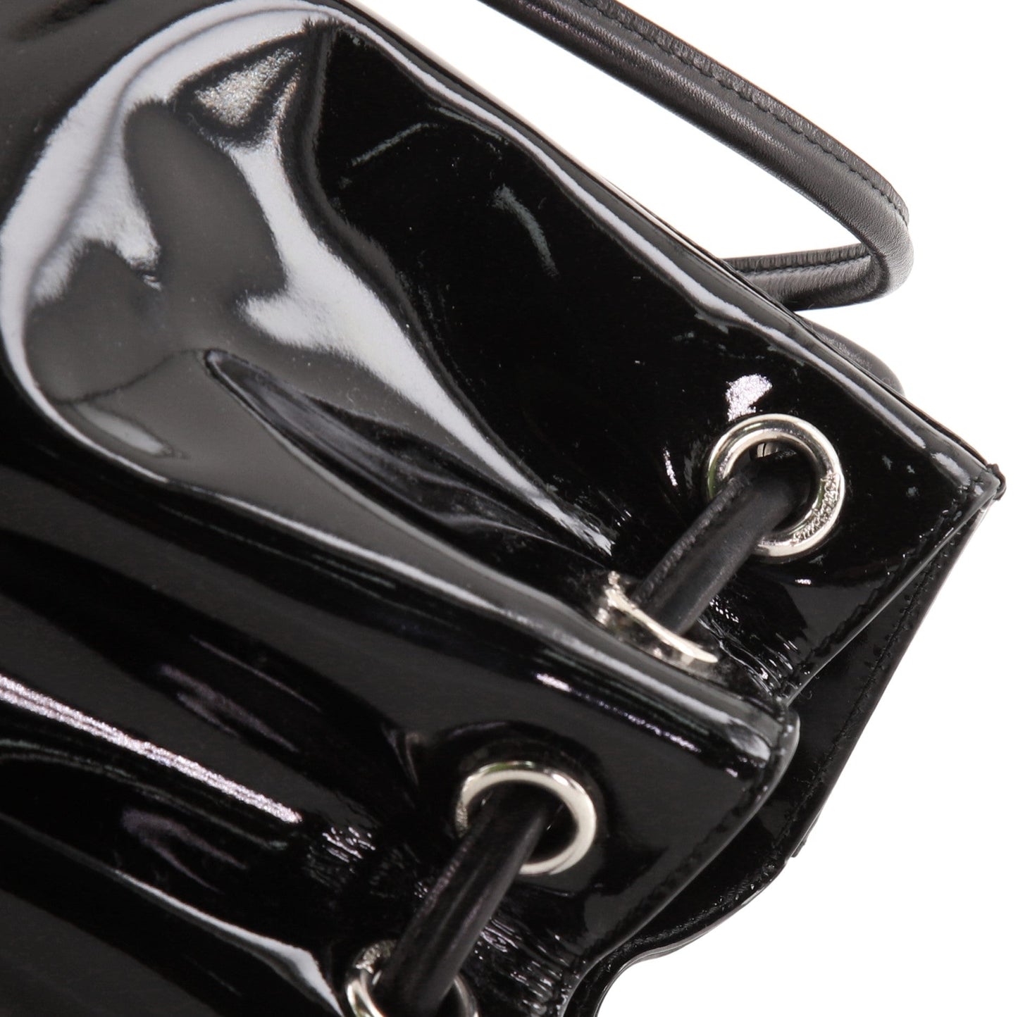 Vara Bucket Backpack Patent Mini