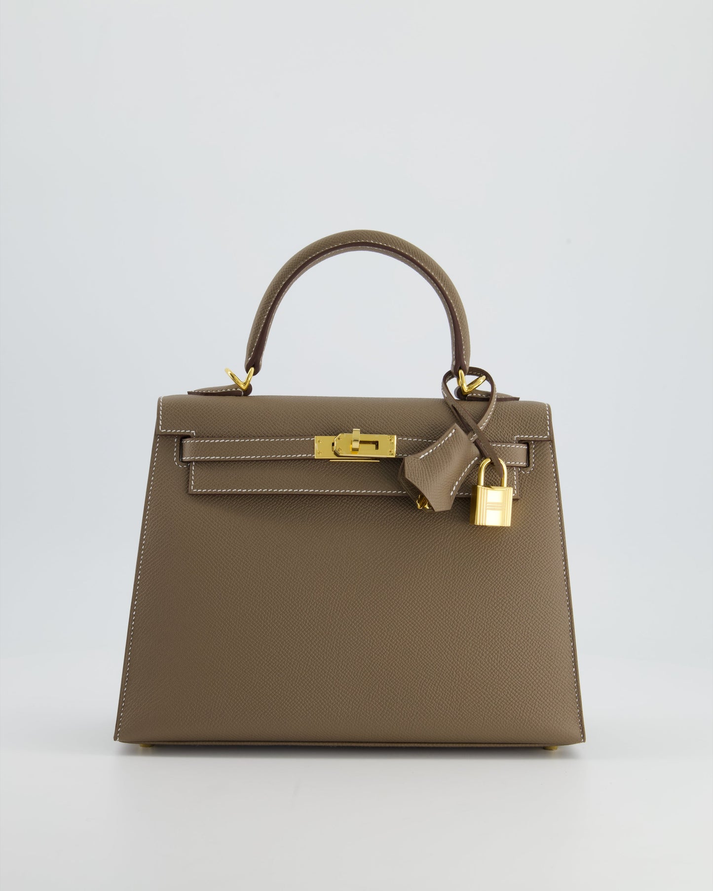 *HOLY GRAIL* Hermès Kelly 25cm spectre shops in Etoupe Epsom Leather and Gold Hardware