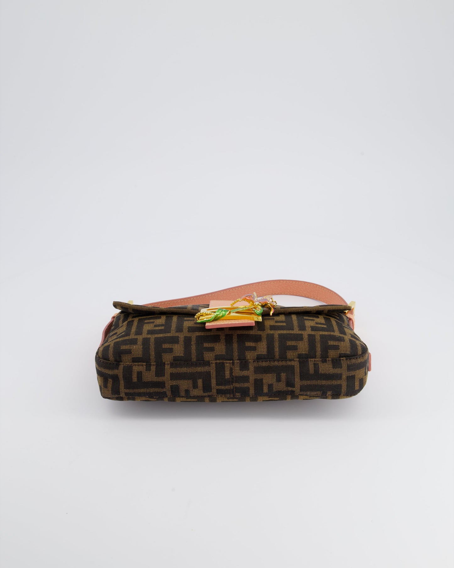 *COLLECTOR'S* Fendi Brown Zucca Monogram Vintage Baguette Bag in Fabric with Pink Leather Strap & Gold Hardware