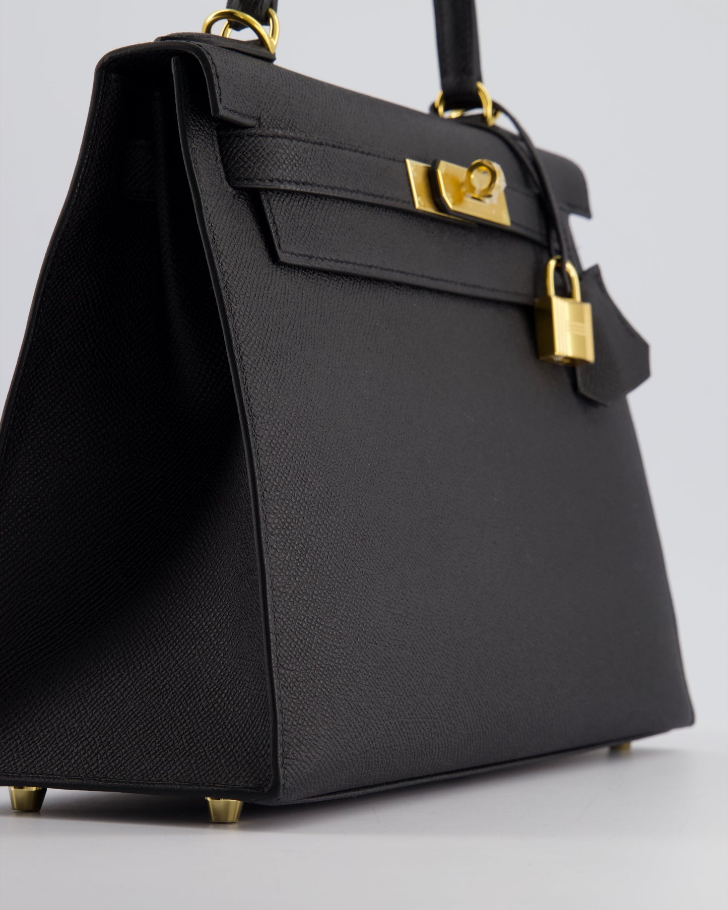 *HOT* Hermès Kelly 28cm spectre shops Bag in Black Epsom Leather with Gold Hardware