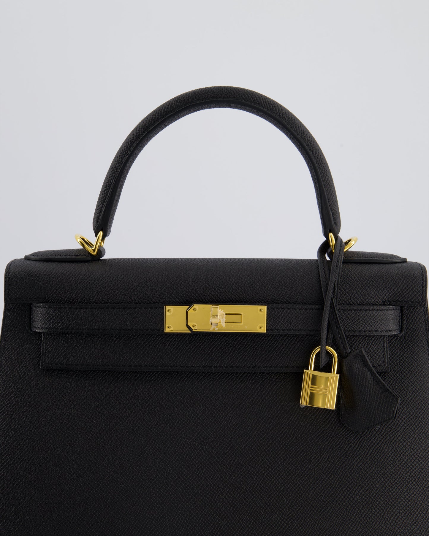 *HOT* Hermès Kelly 28cm spectre shops Bag in Black Epsom Leather with Gold Hardware
