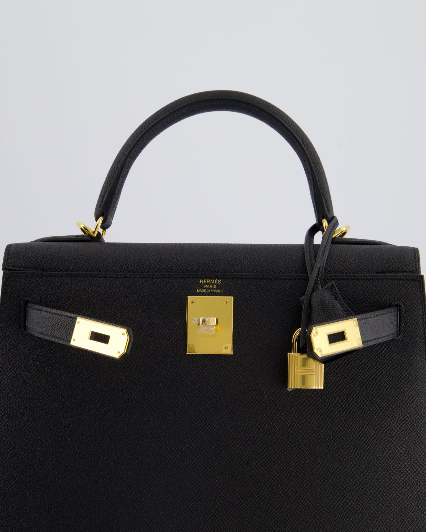 *HOT* Hermès Kelly 28cm spectre shops Bag in Black Epsom Leather with Gold Hardware