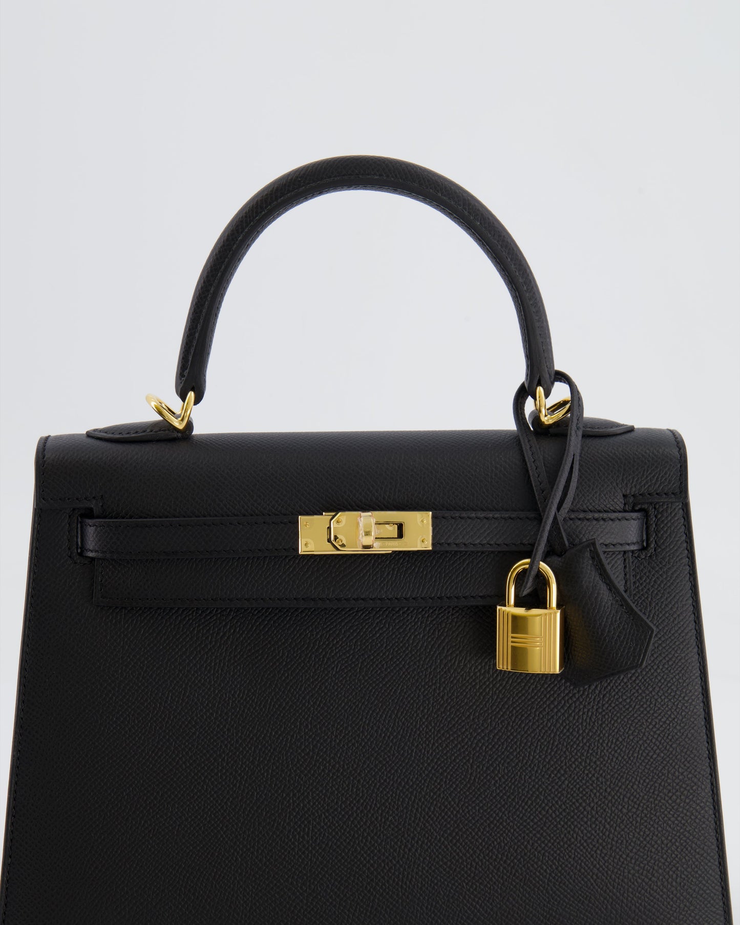 *HOLY GRAIL* Hermès Kelly 25cm spectre shops Bag in Black Epsom Leather with Gold Hardware