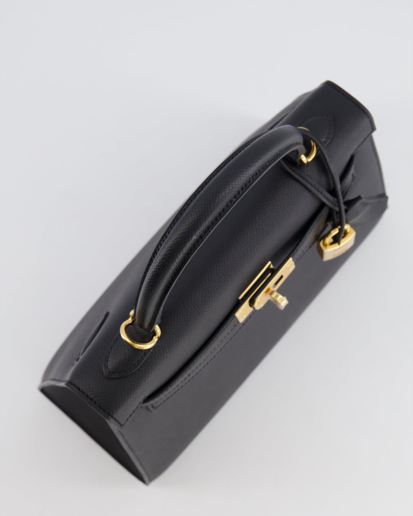 *HOLY GRAIL* Hermès Kelly 25cm spectre shops Bag in Black Epsom Leather with Gold Hardware