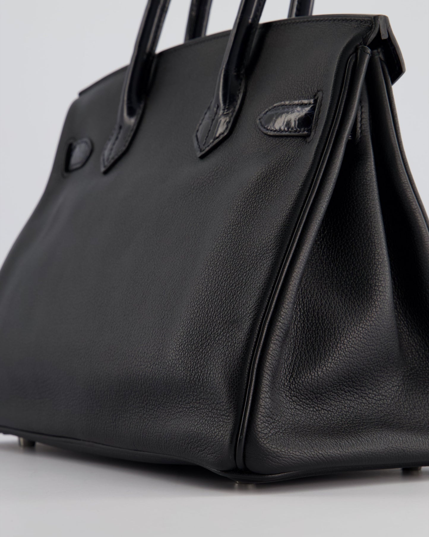 *HOLY GRAIL* Hermés Birkin 30cm Retourne Bag in Black Novillo Leather & Touch Alligator with Palladium Hardware