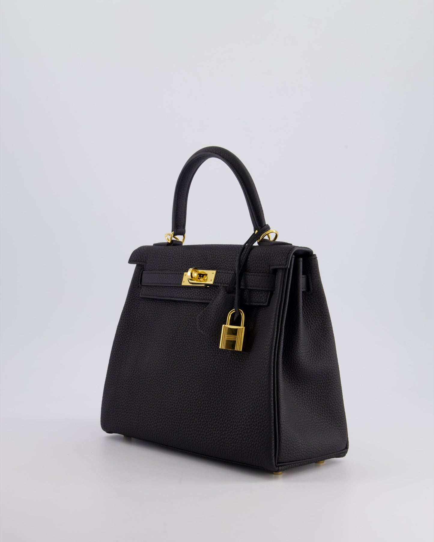 *FIRE PRICE* Hermès Kelly 25cm Retourne Bag in Noir Togo Leather with Gold Hardware