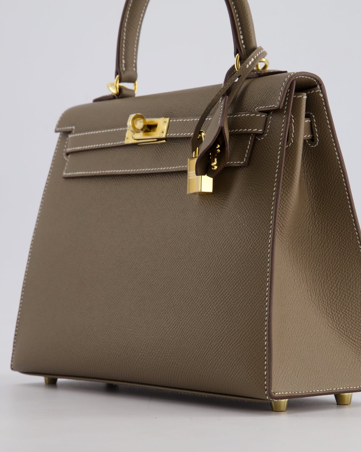*HOLY GRAIL* Hermès Kelly 25cm spectre shops Bag in Etoupe Epsom Leather and Gold Hardware