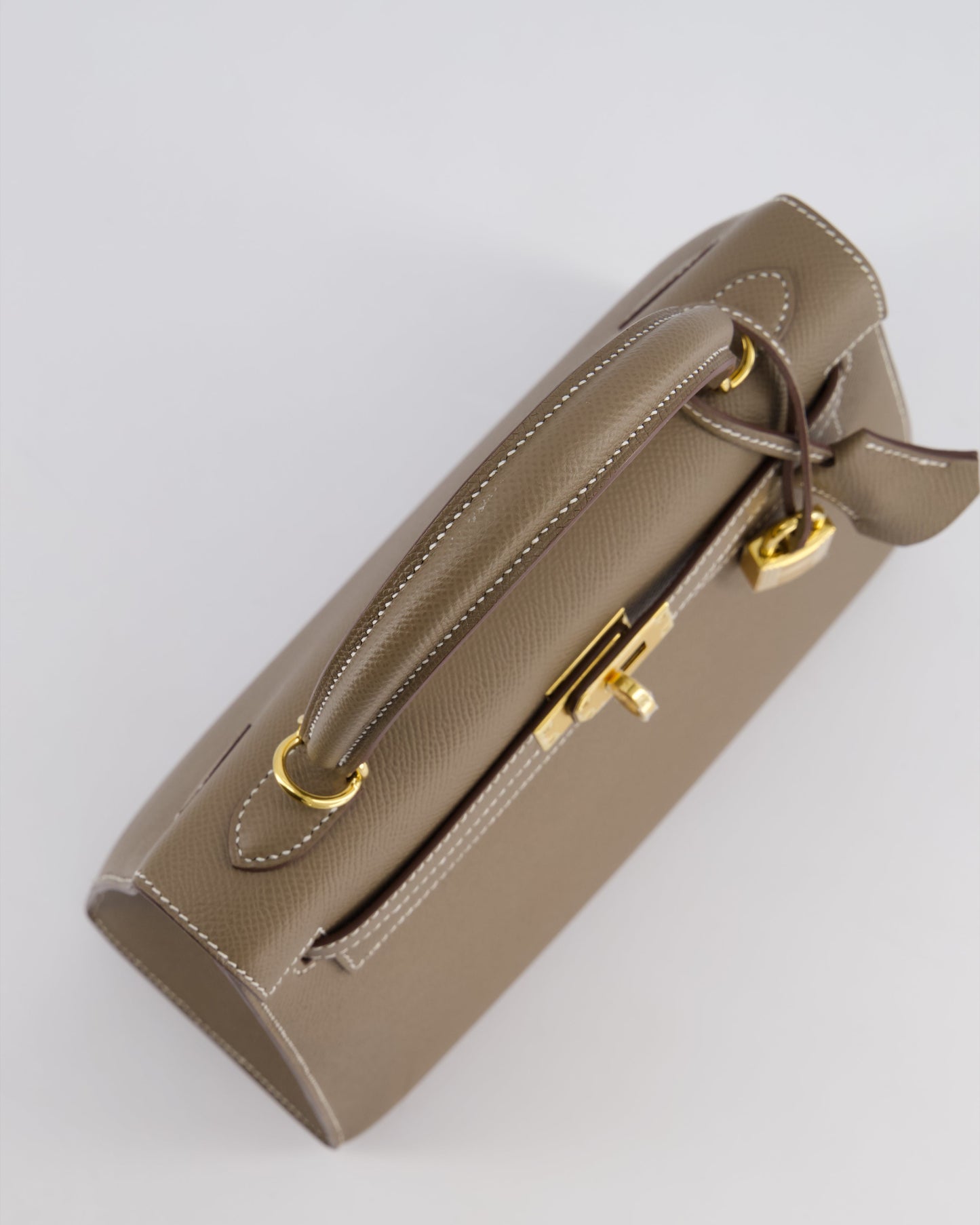 *HOLY GRAIL* Hermès Kelly 25cm spectre shops Bag in Etoupe Epsom Leather and Gold Hardware