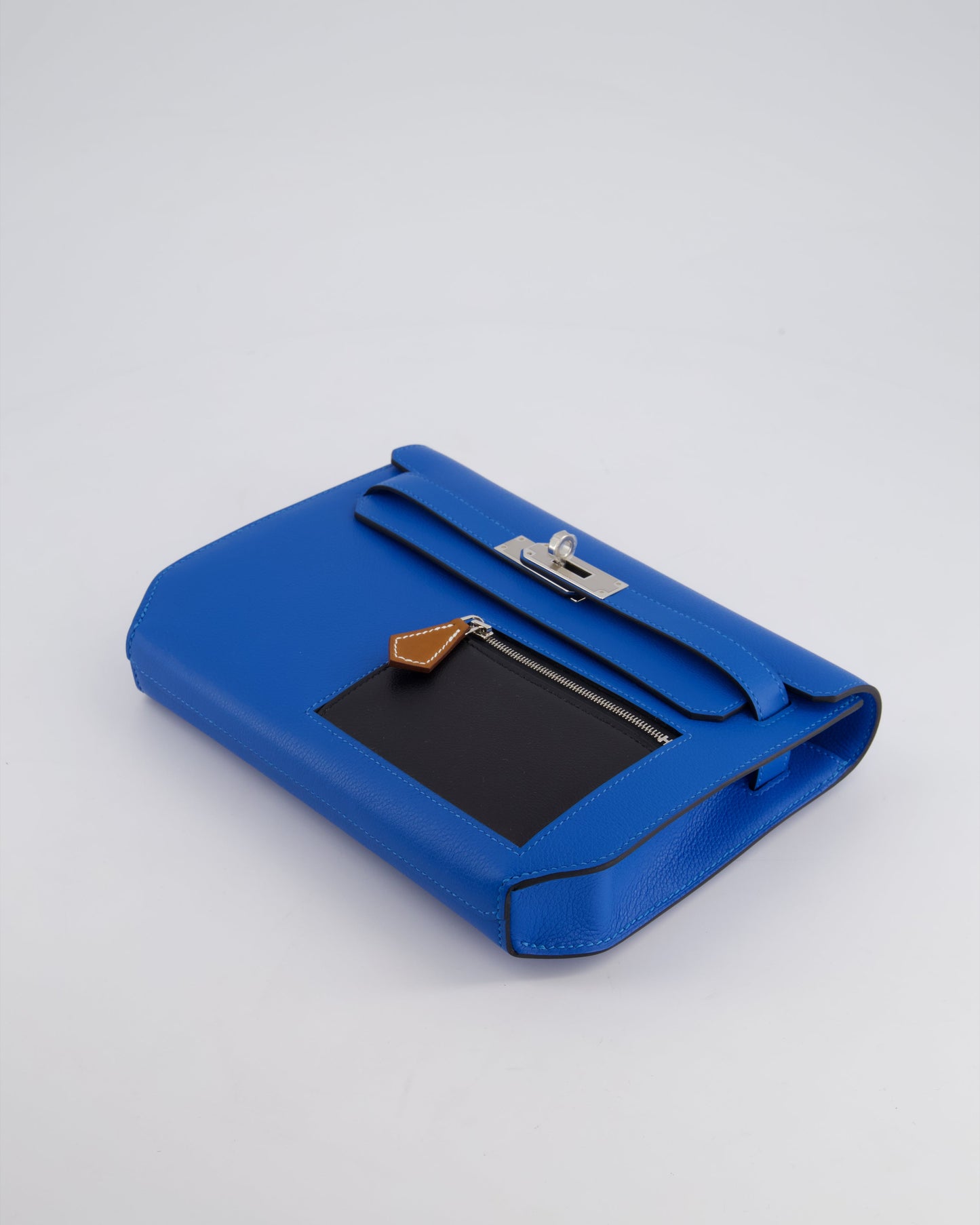 *HOT* Hermès Kelly Depeches Pouch 25cm Bag in Bleu Hydra Evercolour, Noir Evergrain & Fauve Barenia Leather with Palladium Hardware