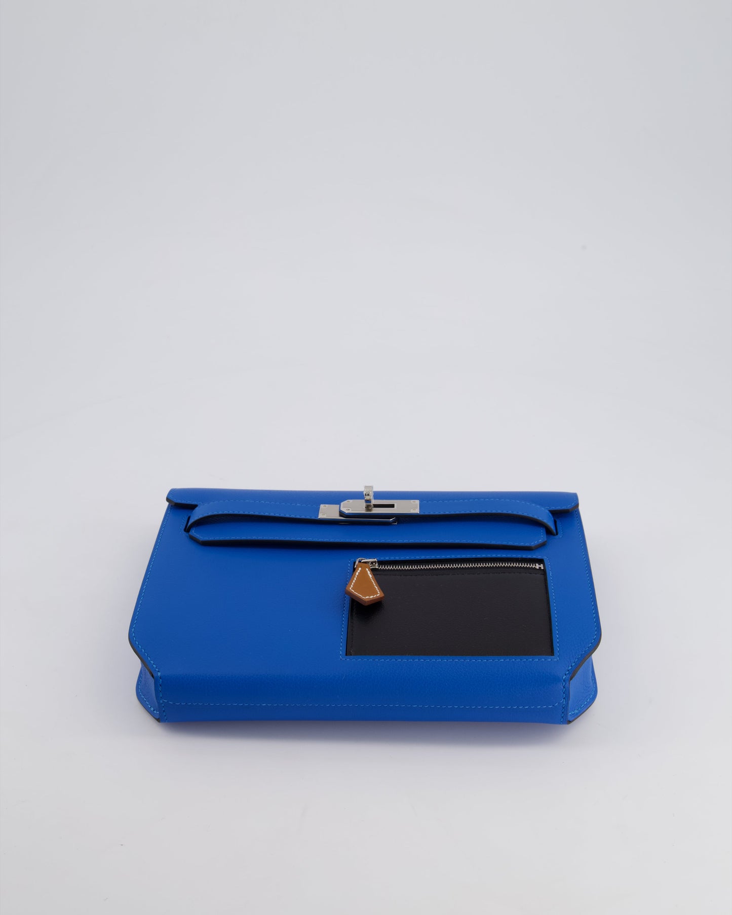 *HOT* Hermès Kelly Depeches Pouch 25cm Bag in Bleu Hydra Evercolour, Noir Evergrain & Fauve Barenia Leather with Palladium Hardware