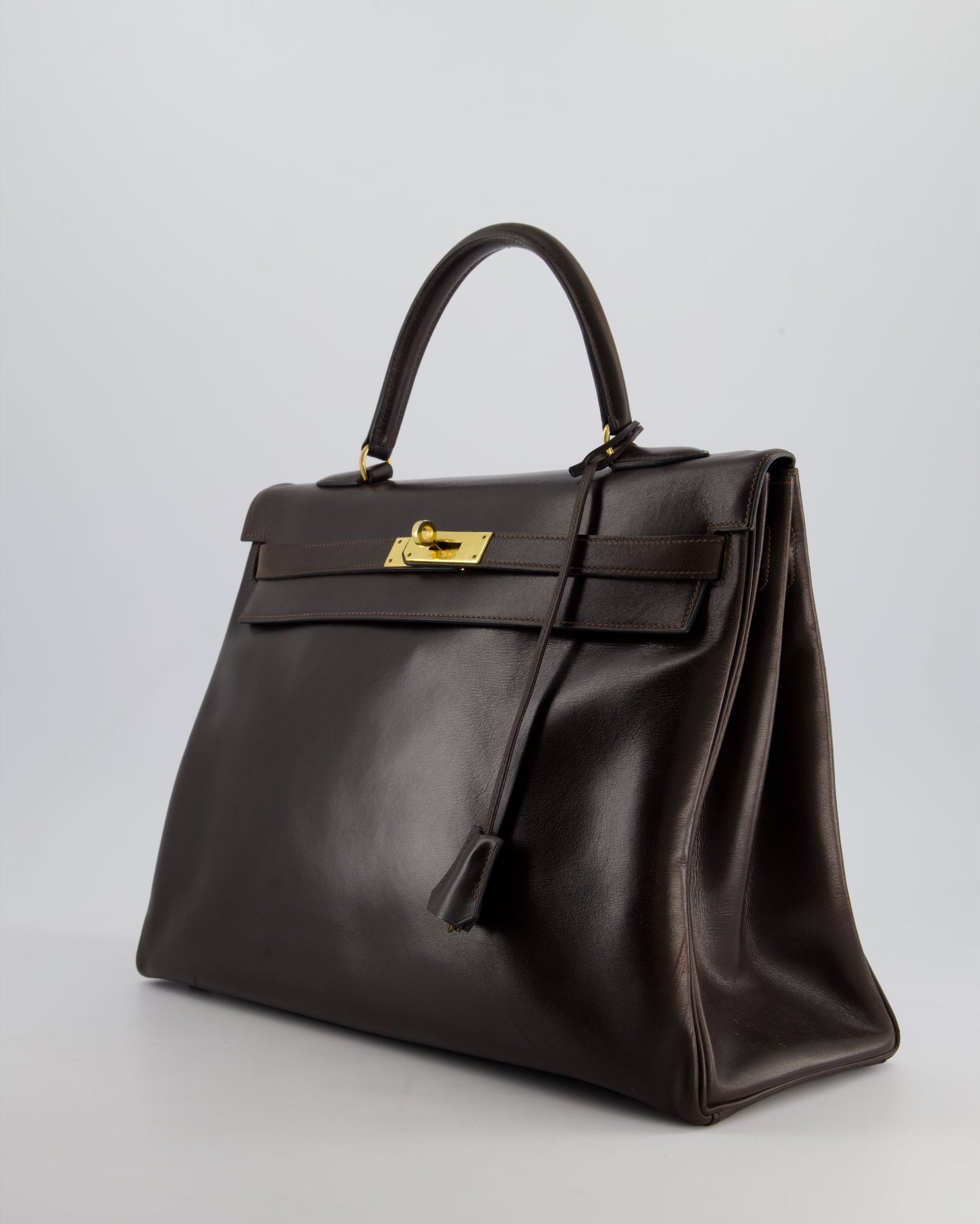*FIRE PRICE* Hermès Kelly Retourne 35cm in Chocolate Box Leather with Gold Hardware