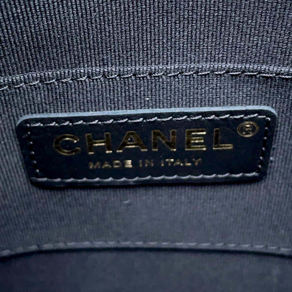 CHANEL Matelasse CC Logo Backpack BlackAS3787 Caviar Leather Size Caviar Leather