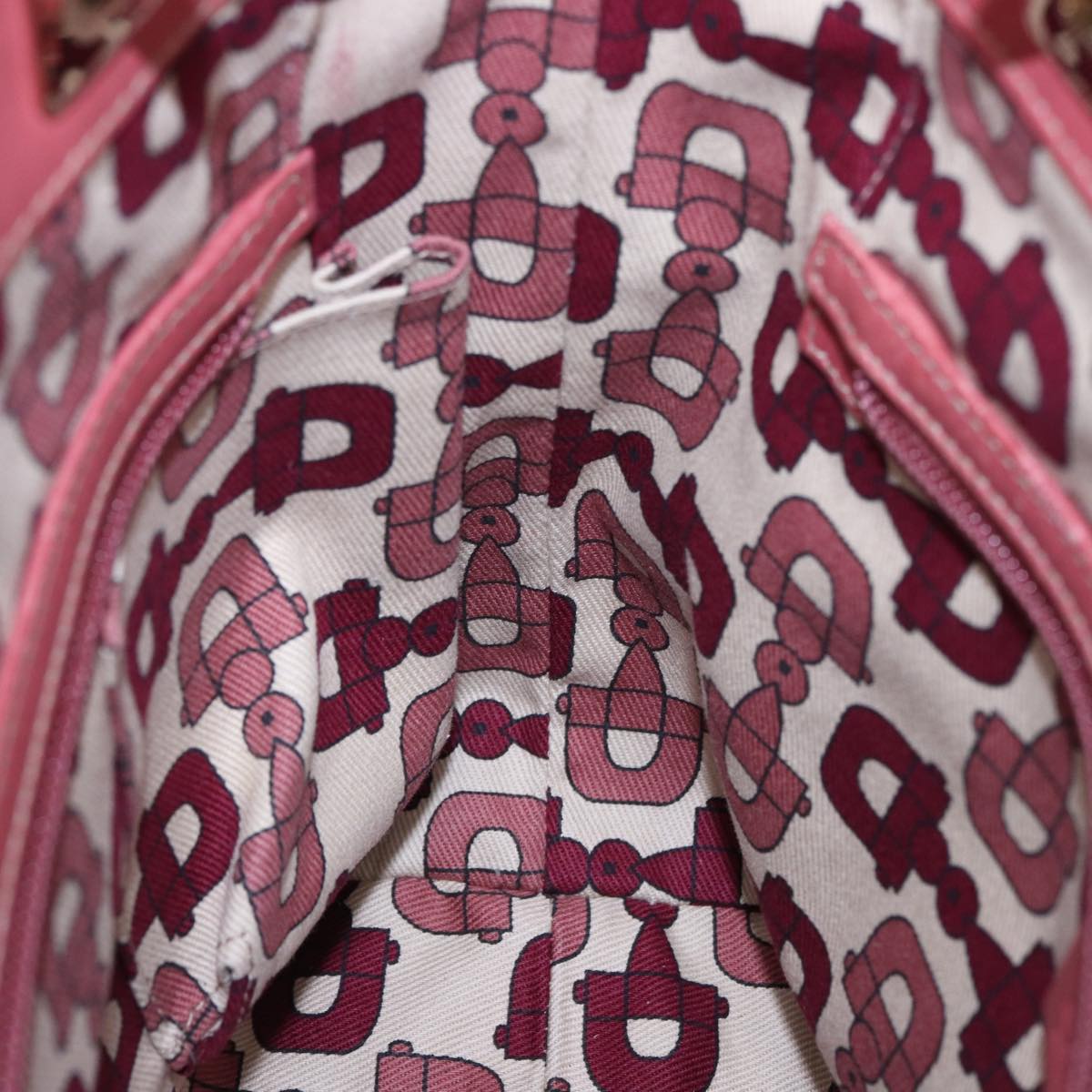 Gucci GG Signature Pink Leather Bag