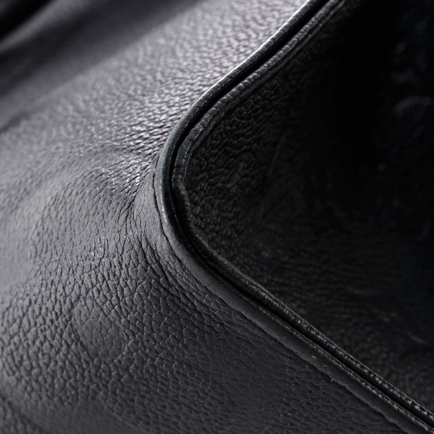 OnTheGo Tote Monogram Empreinte Giant MM