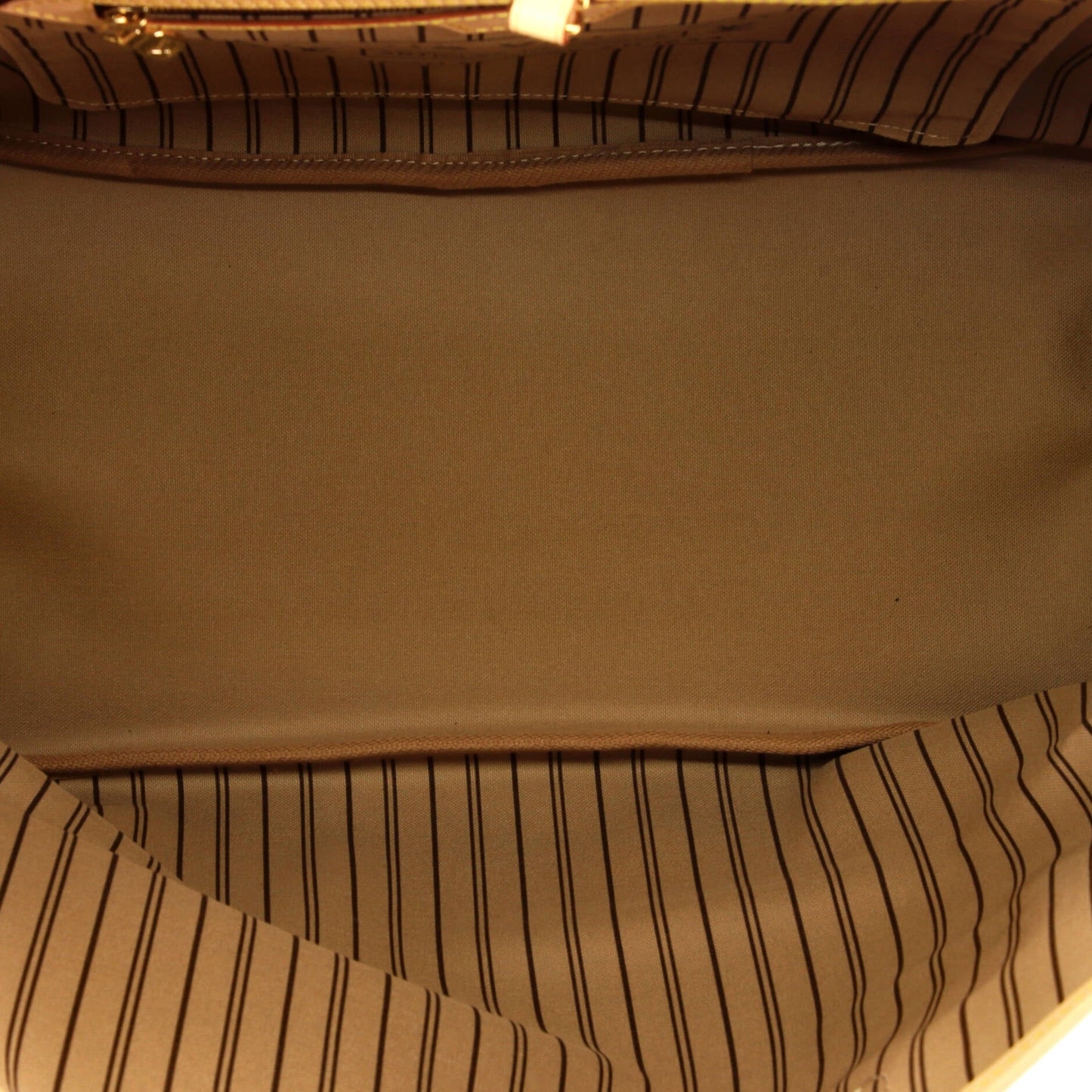 Neverfull Tote Monogram Canvas GM