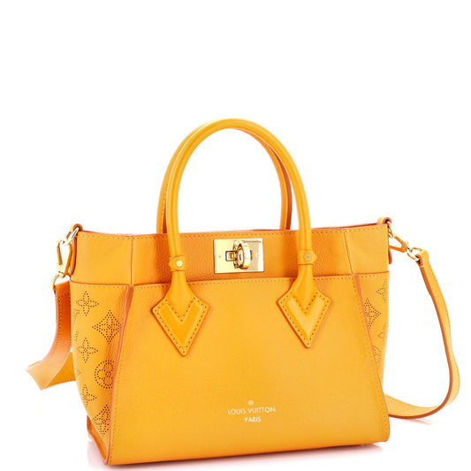 On My Side Tote Mahina Leather PM