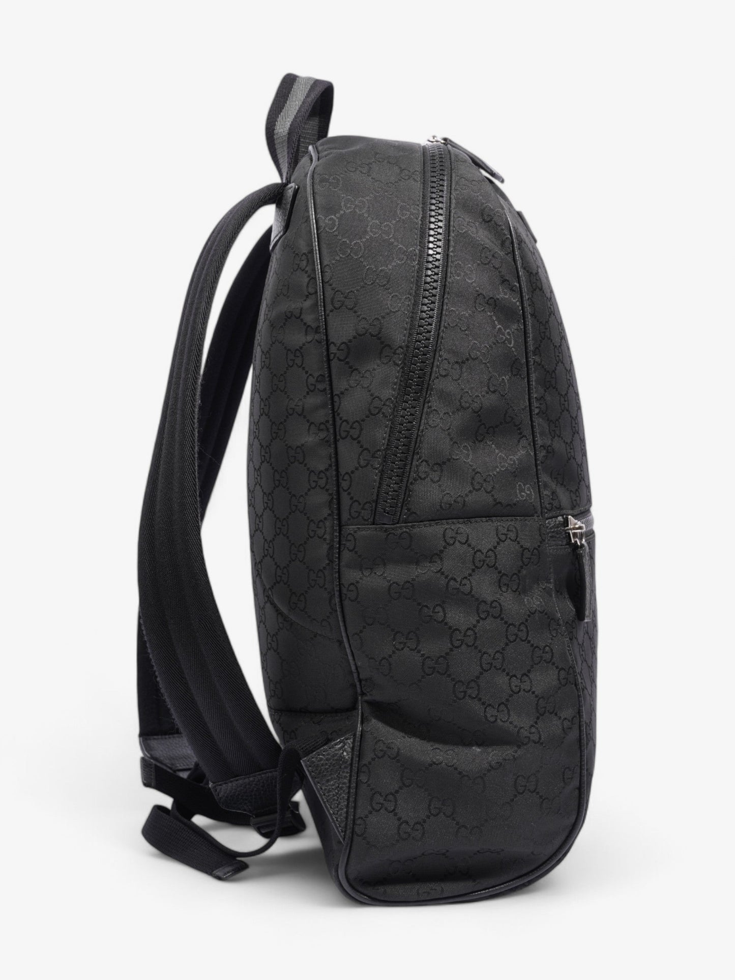 Gucci Double Zip Backpack Black / GG Supreme Nylon