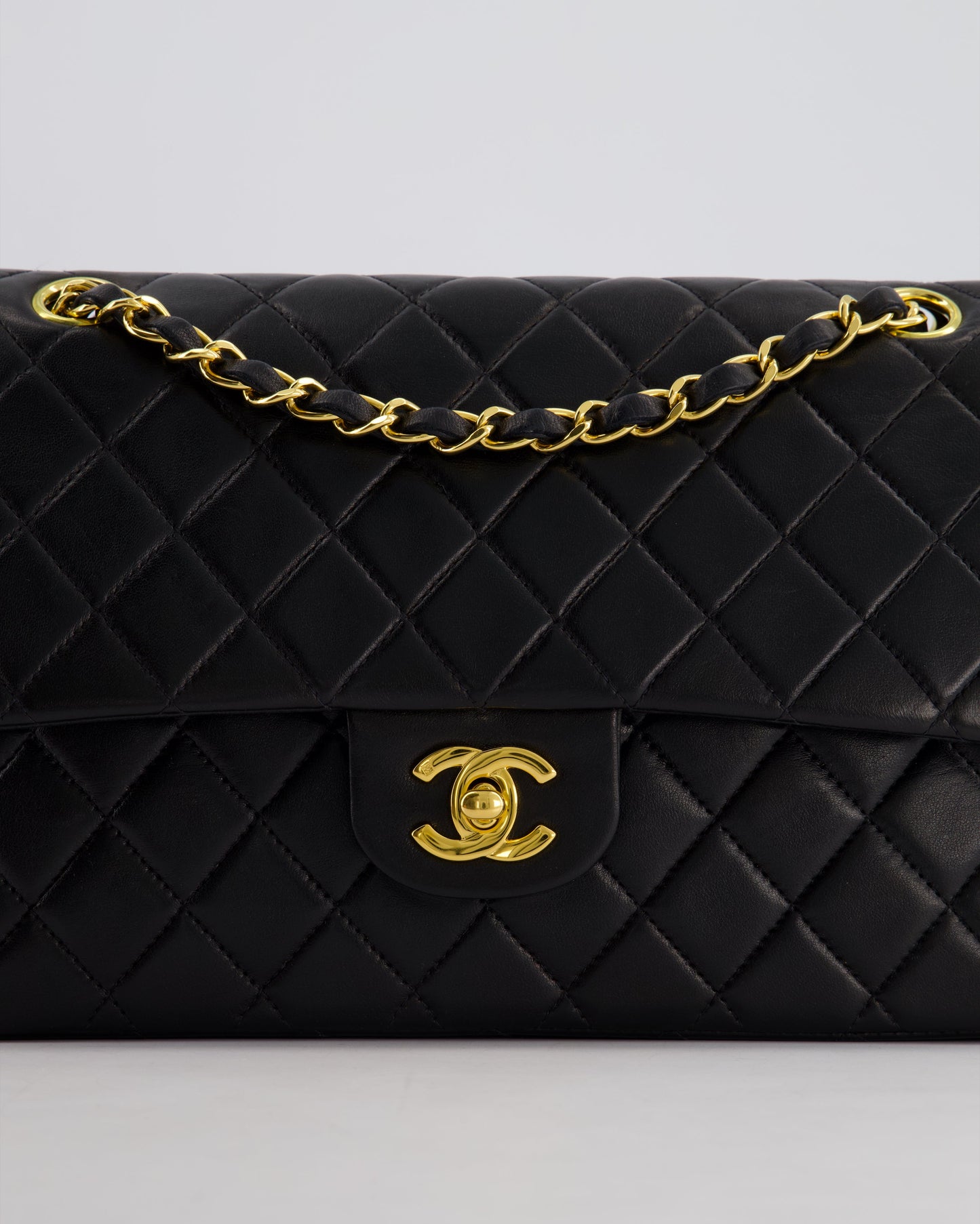 *AMAZING CONDITION* Chanel Black Vintage Classic Medium Double Flap Bag in Lambskin Leather with 24K Gold Hardware